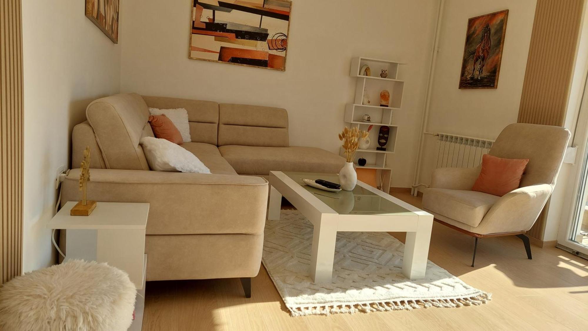 Mina Modern & Cozy Apartment Main City Square Gtc Skopie Exterior foto