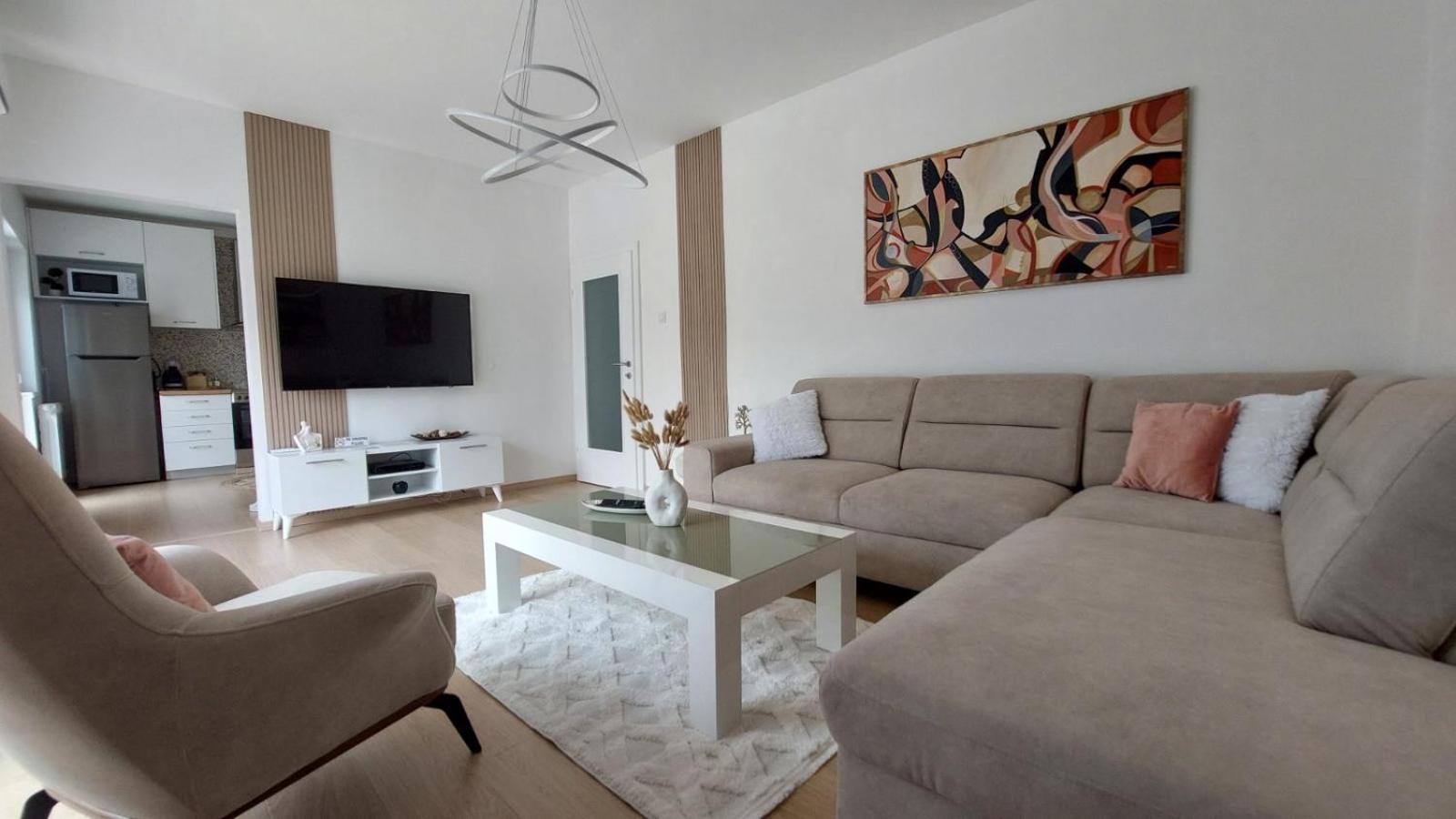 Mina Modern & Cozy Apartment Main City Square Gtc Skopie Exterior foto