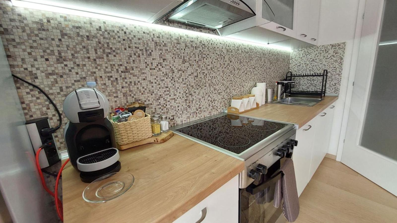 Mina Modern & Cozy Apartment Main City Square Gtc Skopie Exterior foto